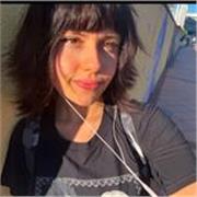 Soy estudiante de ilustración y y soy una persona creativa y sociable con buena capacidad para dar clase a todas las edades.