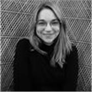 Formatrice et enseignante polyvalente, je combine une solide maîtrise de la langue française et des approches pédagogiques actives