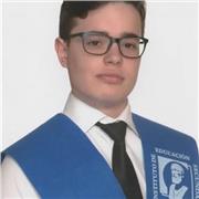 Profesor de Inglés imparte clases a personas de cualquier edad