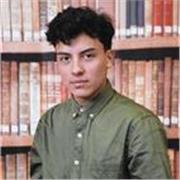 Psicólogo. Con conocimiento en estrategias de aprendizaje y manejo de la conducta