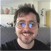 Profesor titulado en biología con un máster en neurociencias. Doy clases de ciencias, inglés, historia, geografía y de apoyo.