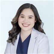 Online English tutor helping students and professionals improve speaking, comprehension, and confidence.