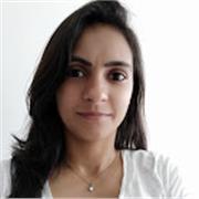 Professora didática para todas as idades