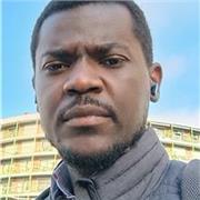 C'est Euphrem, ton prof d'informatique. Je t'aide à maîtriser l'outil informatique et à progresser dans le domaine.