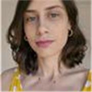 Professora e mestre em Linguística dá aulas de Português e Redação para o Enem, Concursos e Vestibulares com Método Personalizado