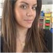 Maestra de Infantil y Primaria, especializada en atención a la diversidad. Con más de 10 años de experiencia. 