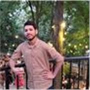 2 veces becaria Erasmus como estudiante, con amplia experiencia en lengua y literatura inglesa. 