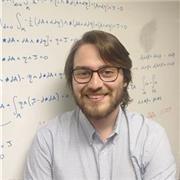 Se ofrecen clases de Matemática y Física
