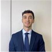 Estudiante de economía, imparto clases de repaso de matemáticas.