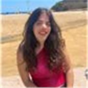 Profesora de matemáticas, ingles y otras asignaturas de primaria y ESO. 