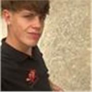 Soy estudiante y puedo dar clase a niveles de primaria e incluso ESO