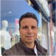 Profesor de Inglés con experiencia en el extranjero. Clases prácticas para ganar confianza y resolver dudas.