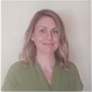 British native speaker offering private online English conversation lessons for adults