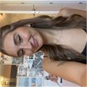 Llevo varios años dando clase de inglés particulares ! Soy creativa a de enseñar, aprender debería ser fácil y divertido !