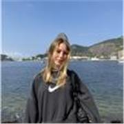 Soy responsable y comprometida. Con tiempo libre y ganas de trabajar! Tengo buen nivel de inglés y buen trato con niños