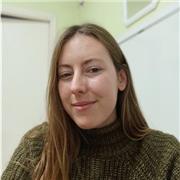 Soy maestra de Audición y Lenguaje. Puedo dar apoyo a la comunicación (oral o mediante SAAC). También en lectura y escritura o apoyo escolar en Educación Primaria