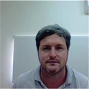 Ingeniero Industrial con 25 años de experiencia, y enseño matemáticas desde hace 8 años.