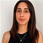 Laureanda in Scienze e tecniche psicologiche, disponibile per aiuto compiti e potenziamento.