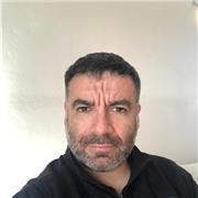 Economista con experiencia en docencia universitaria