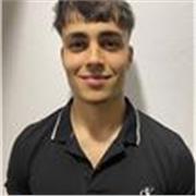 Soy estudiante de INEFC de la UdL, he finalizado bachillerato científico, y soy monitor de niños en clubes y casales.
