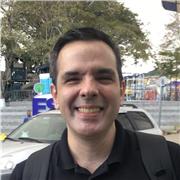 Traductor del idioma francés con más de 12 años de experiencia en la enseñanza de la lengua