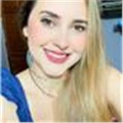 Profesor de Matemáticas Básicas imparte clases a niños de primaria