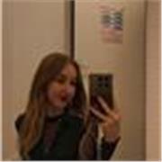 Étudiante en langues en première année, je donne des cours d'anglais de niveau primaire à collège.