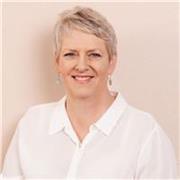 I am a North Essex-based communication tutor, offering online lessons focused on communication for professional development.