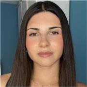 Estoy cursando el primer año del Grado en Educación Primaria Dual y realicé el Bachillerato Científico-Tecnológico.