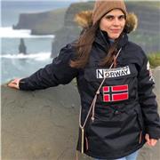 Maestra de educación infantil con Inglés. Puedo dar clases a niños desde 3 hasta 8-10 años, siendo estos de primaria.