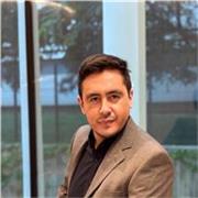 Profesor titulado con 15 años de experiencia en la enseñanza del arte de la música. Doy clases a todo público según lo que desee.