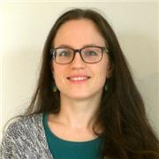 Nativa de Austria, lingüista y psicóloga, da clases a tod@s