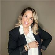 Mentora de apoyo para clases de emprendimiento y actividad empresarial. Trabajo online