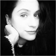 I am very patient, focused on details and practicality. These three elements are key to help someone learn a foreign language.