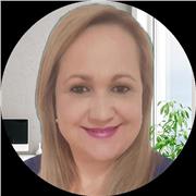 Soy profesora de Administración de Empresas, contabilidad, finanzas, auditoría