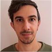Insegnante d'italiano madrelingua, offre lezioni private online o in presenza di lingua, grammatica e letteratura italiana.