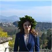 Se hai bisogno di aiuto con le lingue (inglese e spagnolo), sono la persona giusta per te! Sono neolaureata in Lingue.