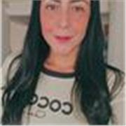 Profesional en niños y niña trabjando de una forma ludica y de gran experiwncia significativas