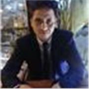 Ayant un master de recherche en langue et littérature et civilisation arabe, je donne des cours particuliers en arabe pour adultes à Paris. 