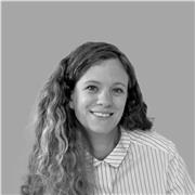 I am an architect and a potter, fluent in Italian, Spanish and English, with extensive tutoring experience