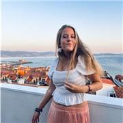 Soy una persona trabajadora; quiero dar clases a niños adolescentes.