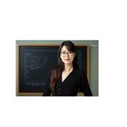 Chemistry teacher teaches students of all ages