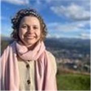 Profesora nativa de inglés con cinco años de experiencia: clases conversacionales, preparación exámenes, revisión escritura