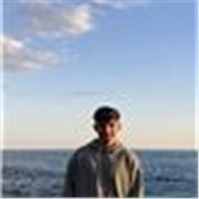 Me defino como un profesional de actividad física con muchas ganas de trabajar en el entrenamiento personal o colectivo.