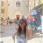 Diplomata in lingue straniere con 100 offre lezioni di inglese. Se vuoi imparare, contattami e cominciamo!