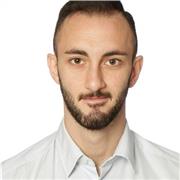 Laureato in lingue disponibile per ripetizioni e aiuto compiti per studenti di medie e lceo