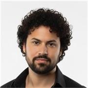 Formación online en francés para jóvenes y adultos, con un profesor creativo y multilingüe que te guía paso a paso