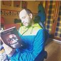 Profesor para apoyo escolar. me encanta leer, y la literatura española actual