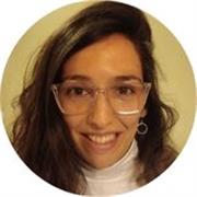 Soy una profe de inglés con paciencia, entusiasmo y compromiso con mis alumnos.