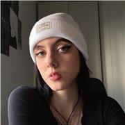 Profesora amable y responsable con muchas ganas de enseñar